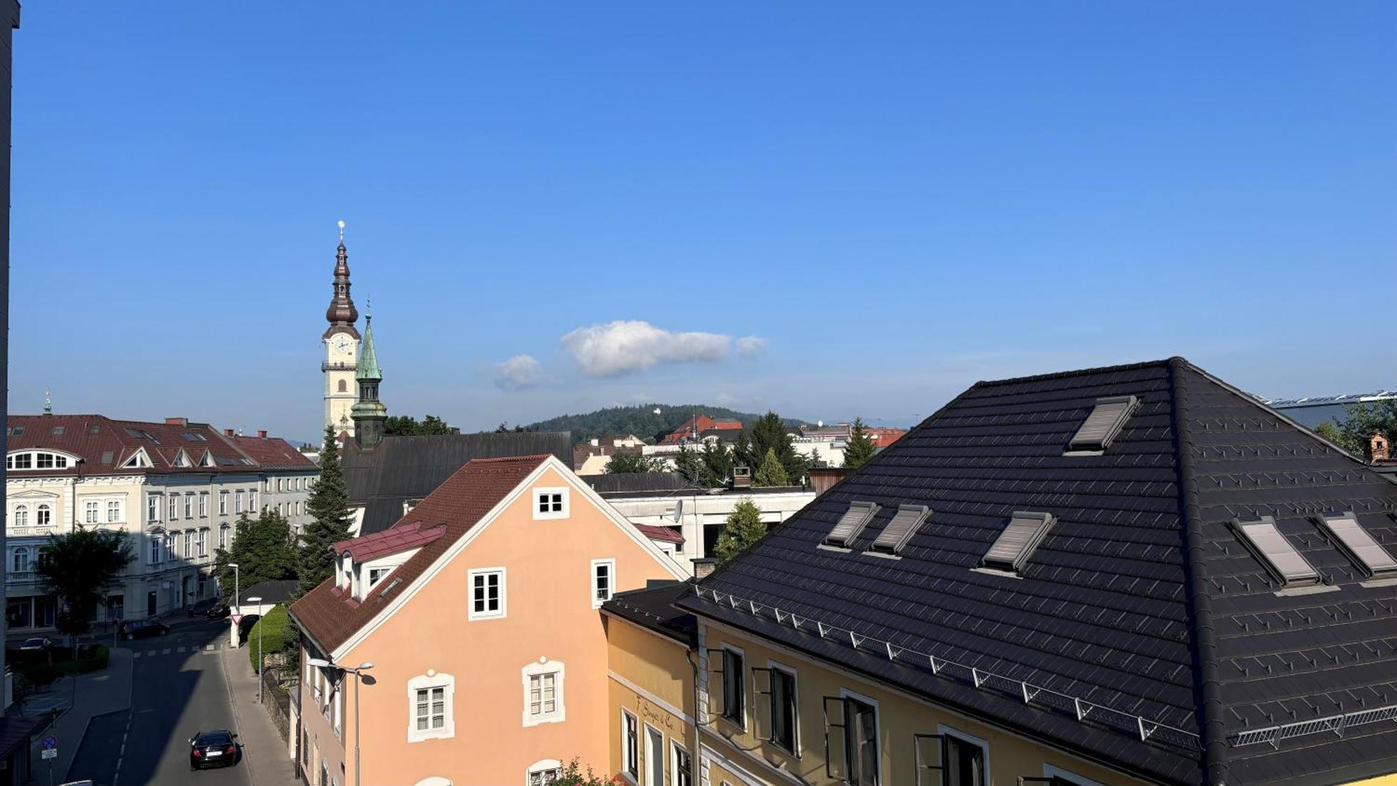 Apartment Feine 2-zimmer Dachgeschosswohnung Klagenfurt am Woerthersee